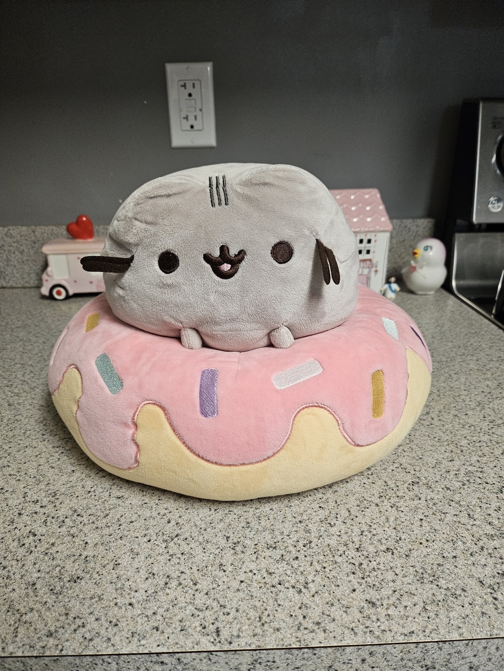 Pusheen Plush Donut Cushion - Pink Frosting - Picture 13 of 14